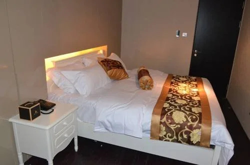Циндао: Chaojizhi Hotel Qingdao