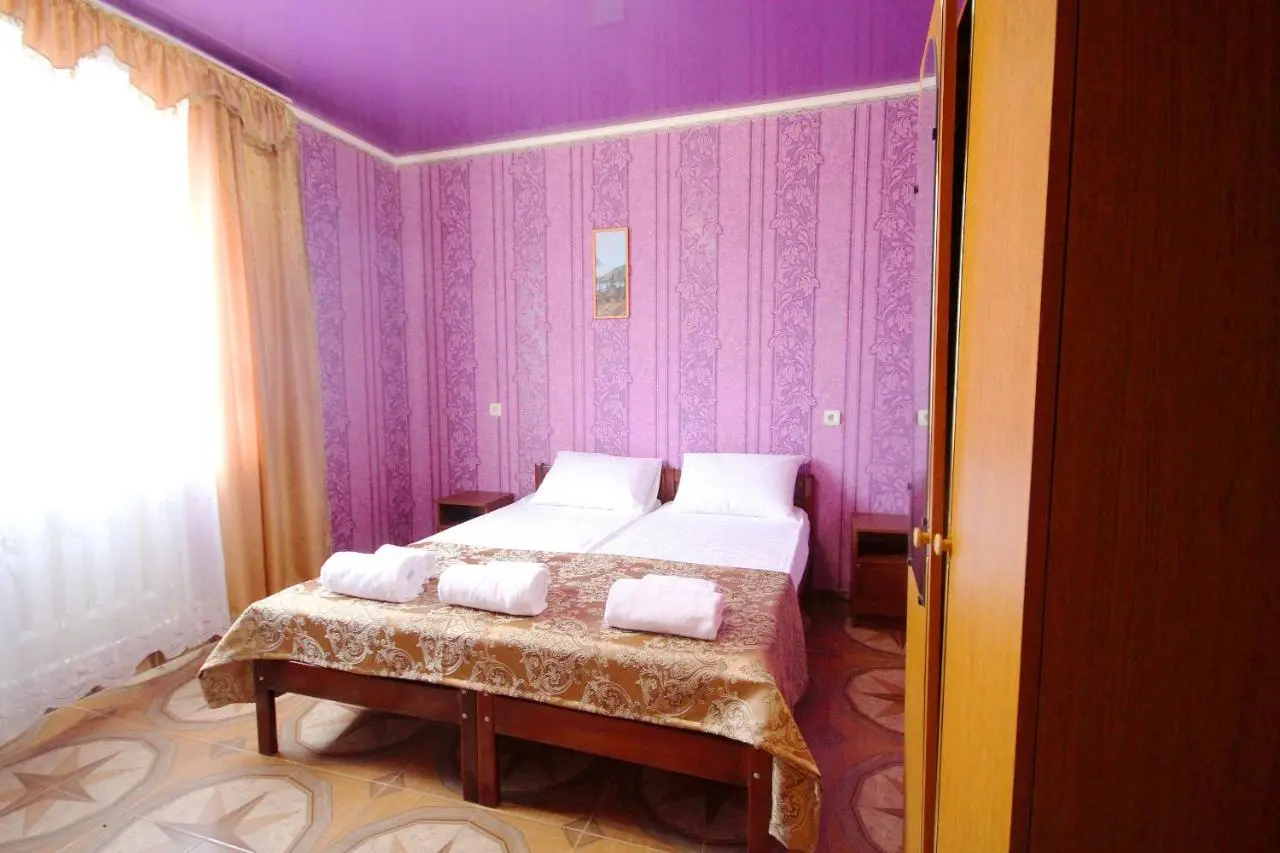 Красная Поляна: Guest House Oleandr