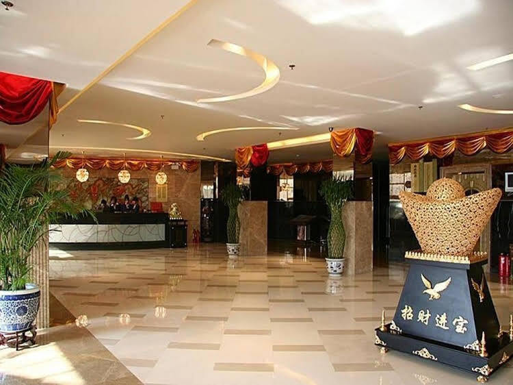 Datong Jinhe Kailong Hotel — фото 1