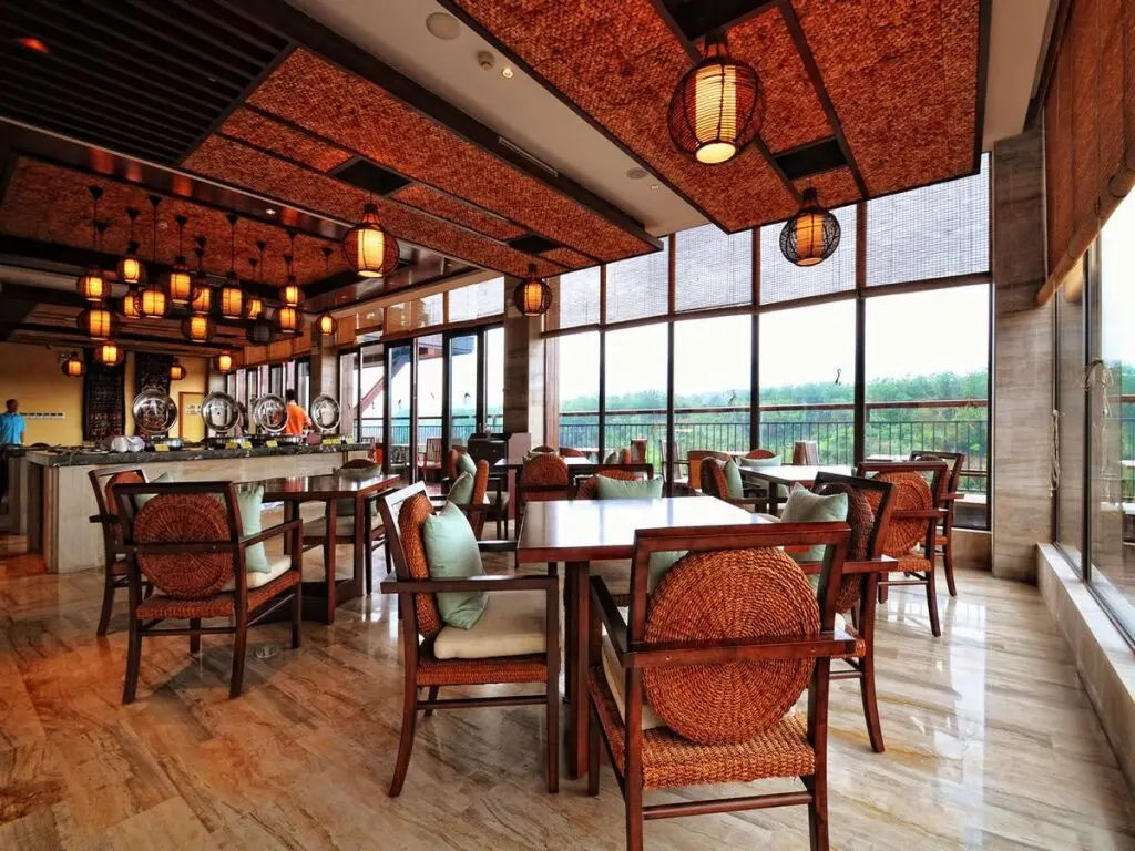Баотин: Hainan Mount Qixian Tang Hotel