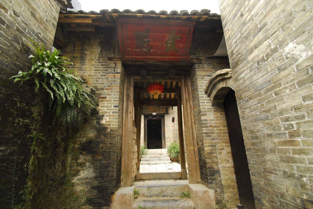 Old Manor House Yangshuo — фото 1