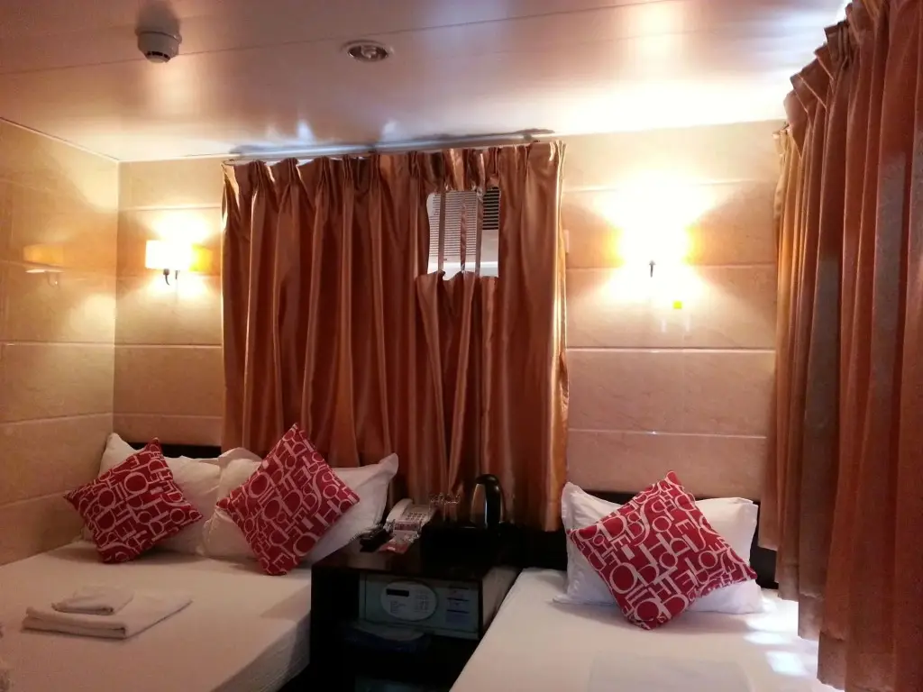 Гонконг: Joyous Guest House