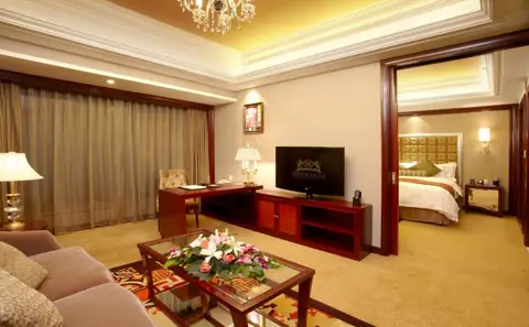 Shenyang Royal Wan Xin Hotel — фото 1