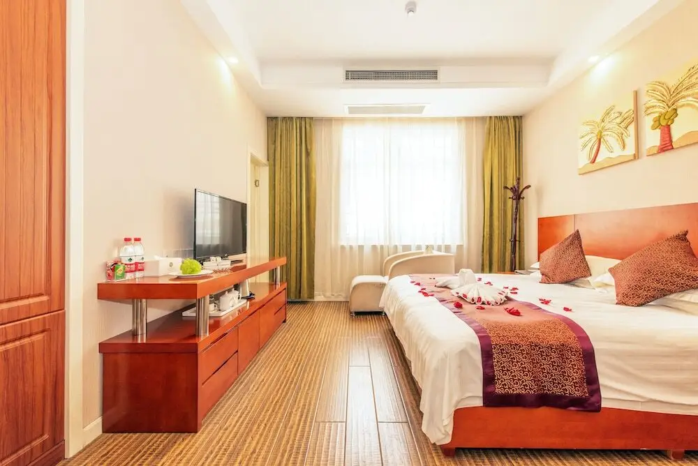 Цзясинь: Xi Tang Hotel
