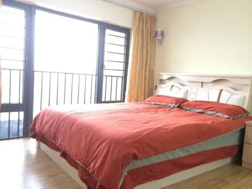 Шэньчжэнь: Shenzhen Reeger Apartment