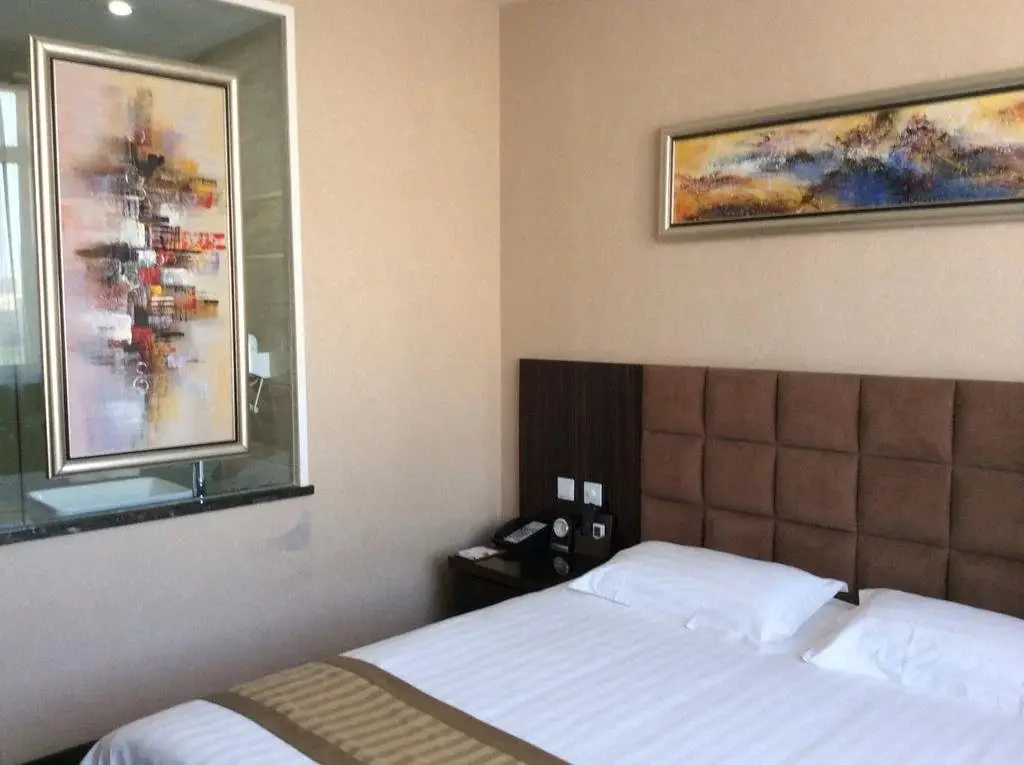 Харбин: Harbin Outai Business Hotel
