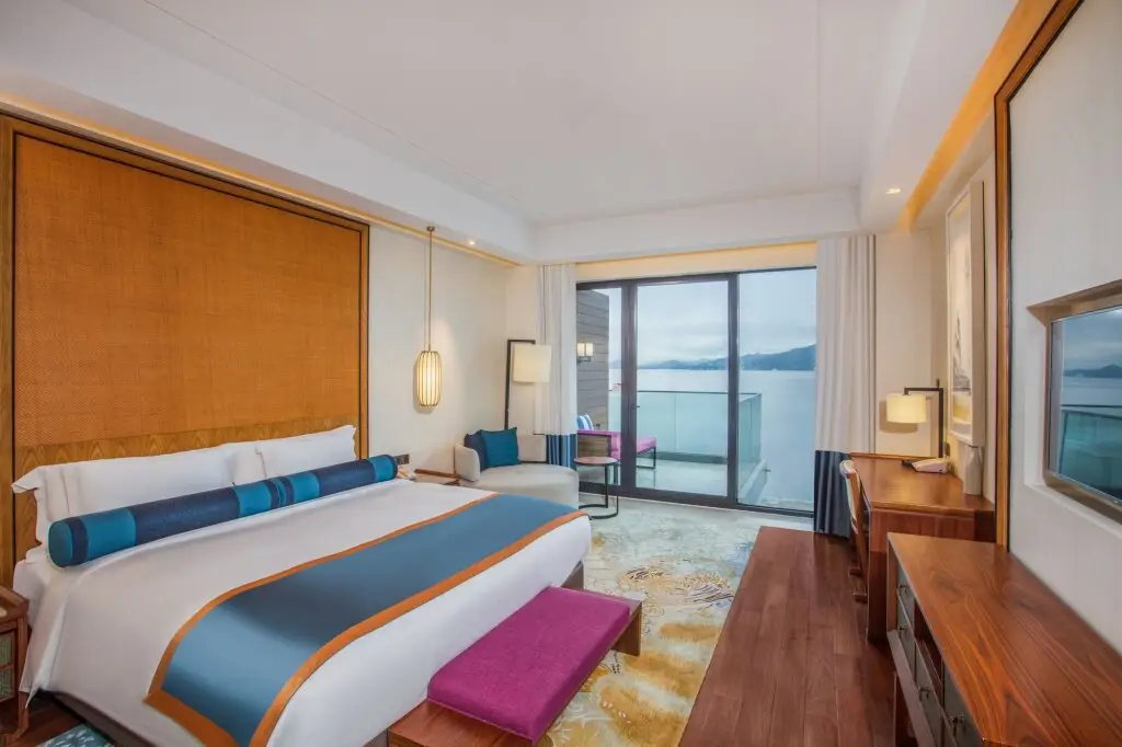 Хуаншань: Crowne Plaza Huangshan Taiping Lake