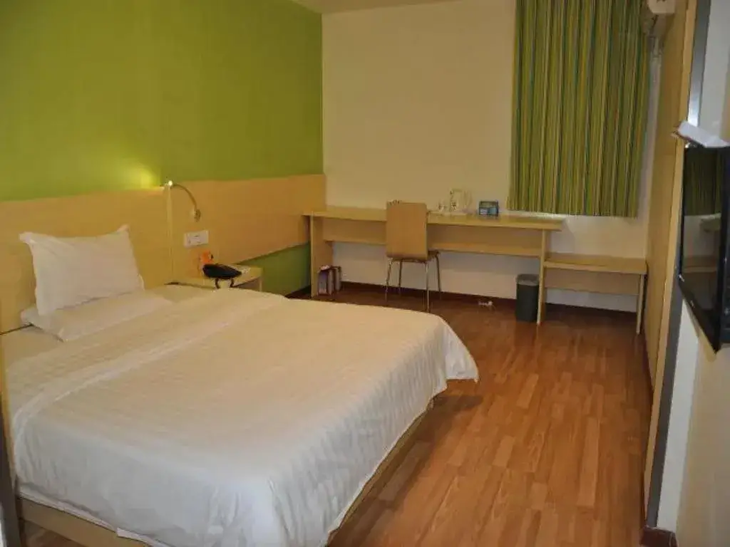 Чжухай: 7 Days Inn Zhuhai Gongbei Tunnel Branch