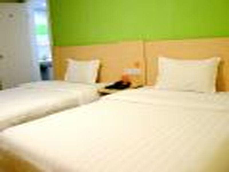 Санья: 7Days Inn Sanya Haiyue Square