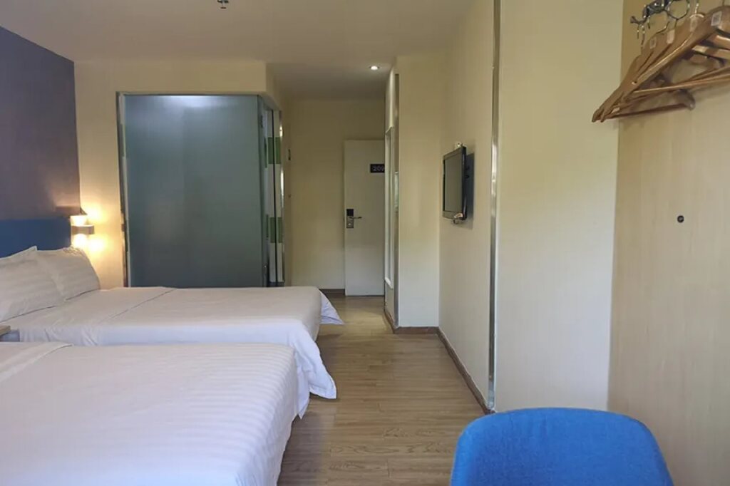 Чжухай: 7 Days Inn Zhuhai North Railway Station Jinding Shop
