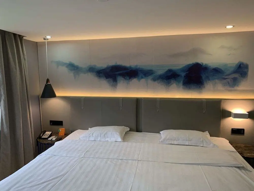 Гуанчжоу: Life Hotel (Ouzhuang Metro Station)