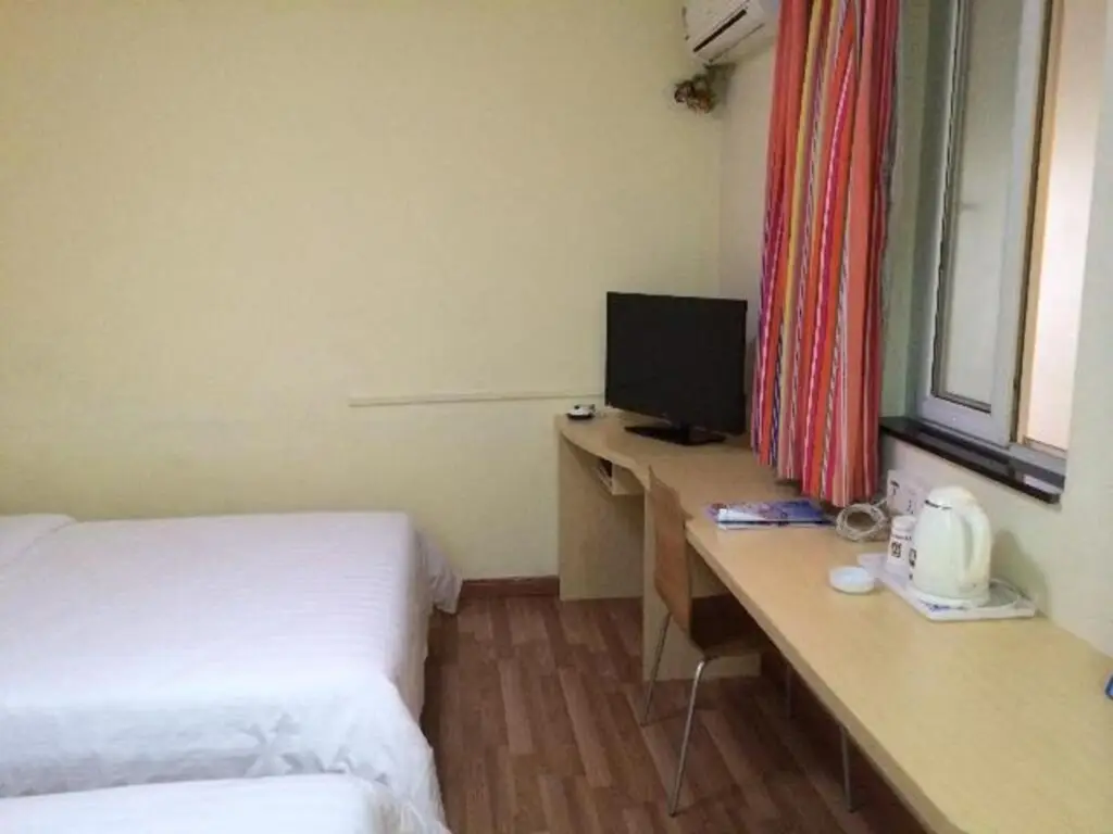Чжухай: 7 Days Inn Zhuhai Jida Duty Free Shop Branch