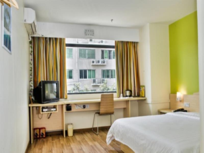 Чжухай: 7Days Inn Zhuhai Xiangzhou Fenghuang Branche