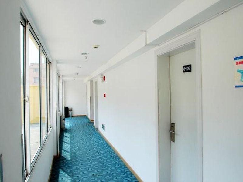 Шанхай: 7Days Inn Shanghai Pudong International Airport Branch