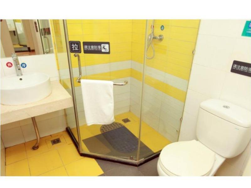 Чэнду: 7 Days Inn Chengdu Jinsha Yizhi