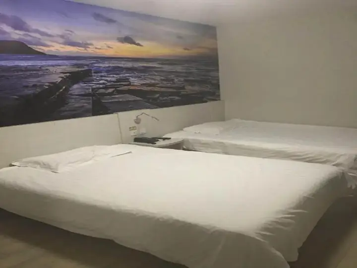 Циндао: 7 Days Inn Qingdao Zhongshan Road