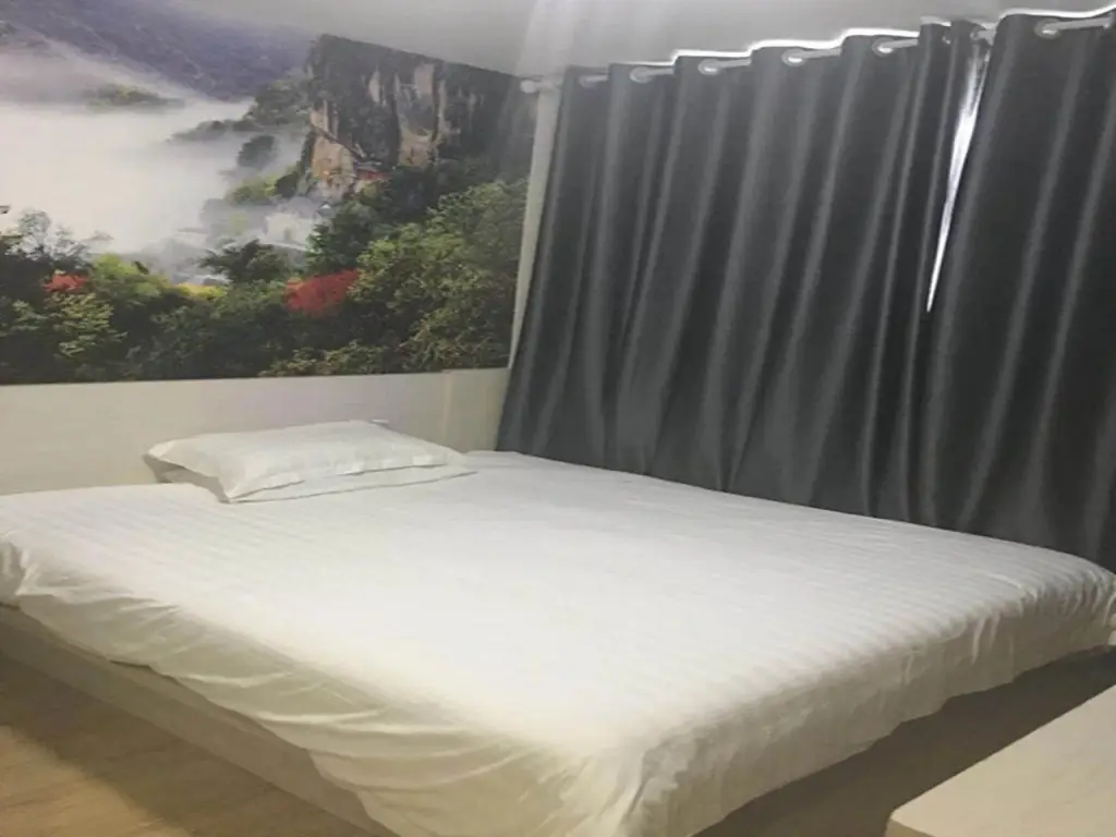 Циндао: 7 Days Inn Qingdao Zhongshan Road