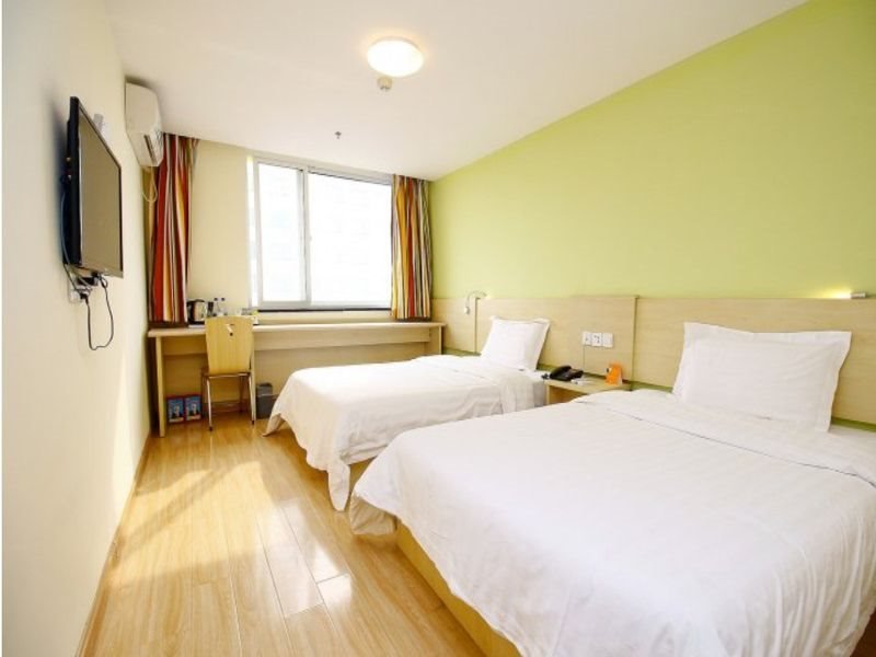 Сиань: 7 Days Inn - Xian North Street Subway Station Lianhu Park Branch