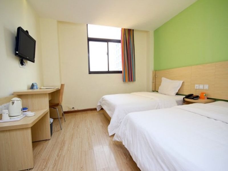 Сиань: 7 Days Inn Xian Changan Aerospace City Subway Station Branch