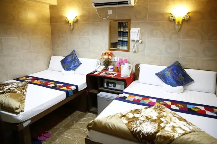 Гонконг: Legend Guest House