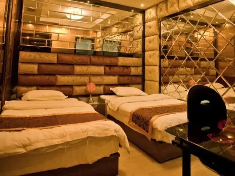 Циндао: Qingdao Laiyinbao Business Hotel