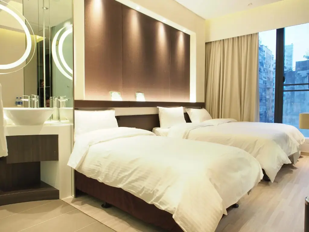Коулун: Epoch Hotel