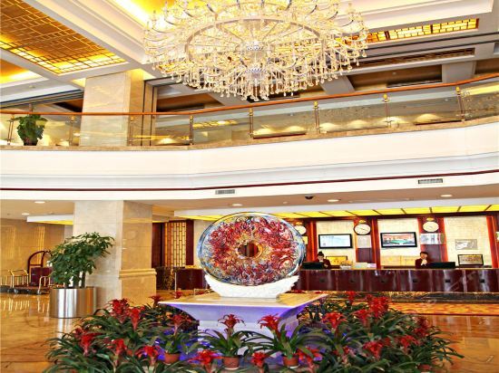 Тайюань: Shanxi Jinrong Jiayuan