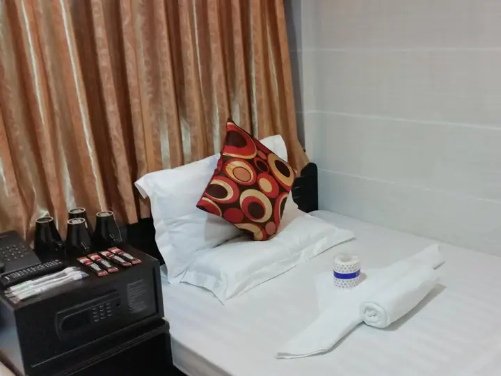 Гонконг: Sydney Hostel
