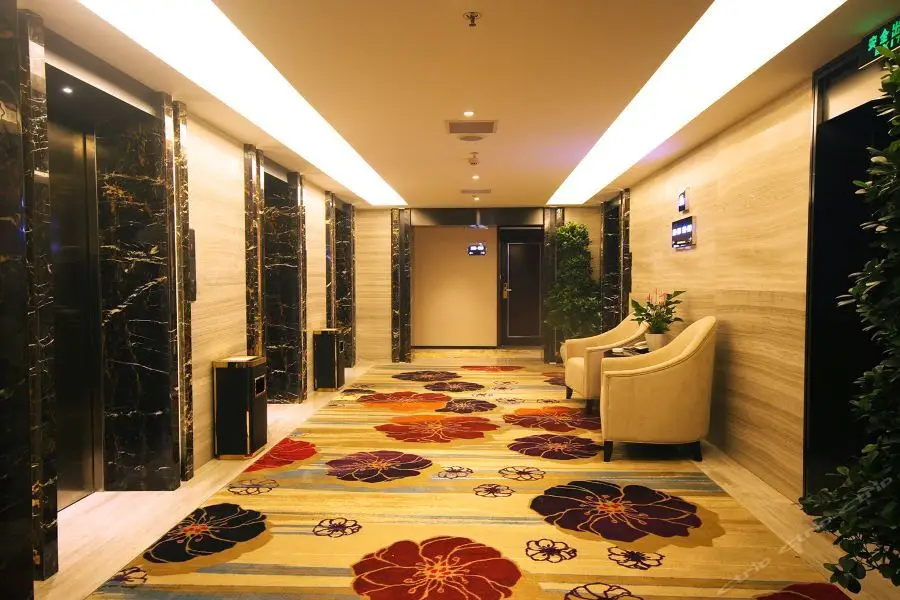 Чунцин: Chongqing Tianyou Hotel