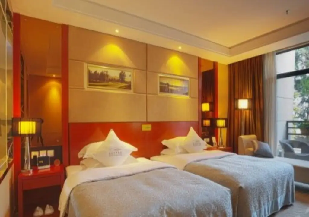 Куньмин: Lakeview Golf Hotel Kunming