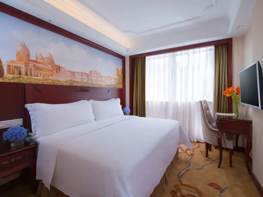 Шэньчжэнь: Vienna Hotel Shenzhen Dongmen Hubei Subway Station Branch