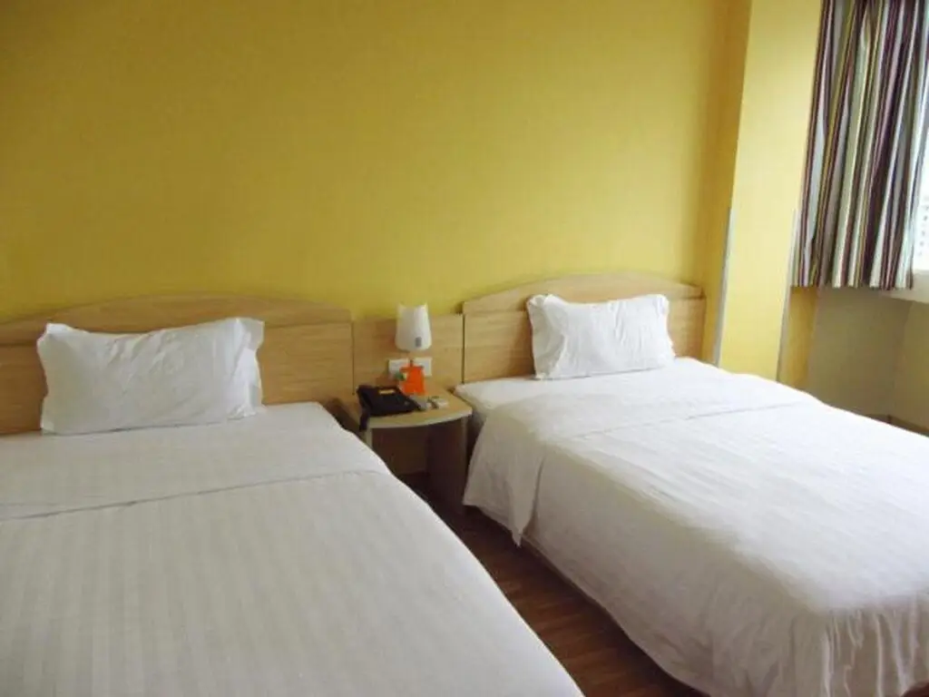 Хайкоу: 7Days Inn Haikou Binhai Da Dao