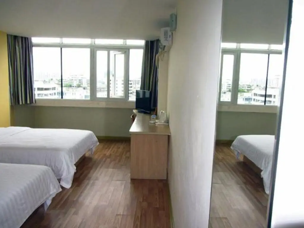 Хайкоу: 7Days Inn Haikou Binhai Da Dao
