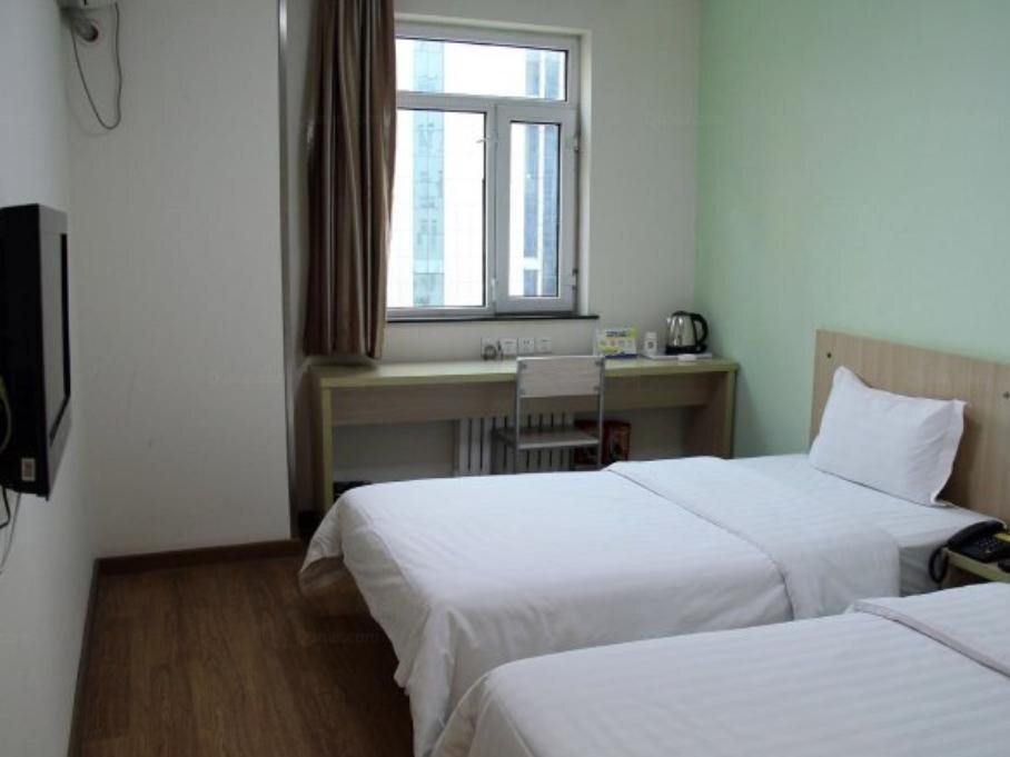 Вэйхай: 7 Days Inn Weihai High-Speed Rail & Bus Station Hotel