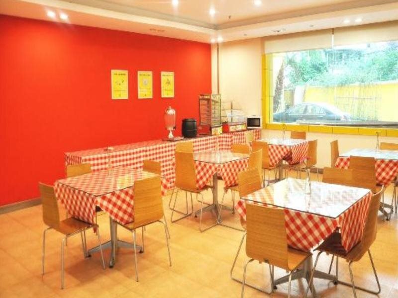 Чэнду: 7 Days Inn Hongwa Temple-Chengdu
