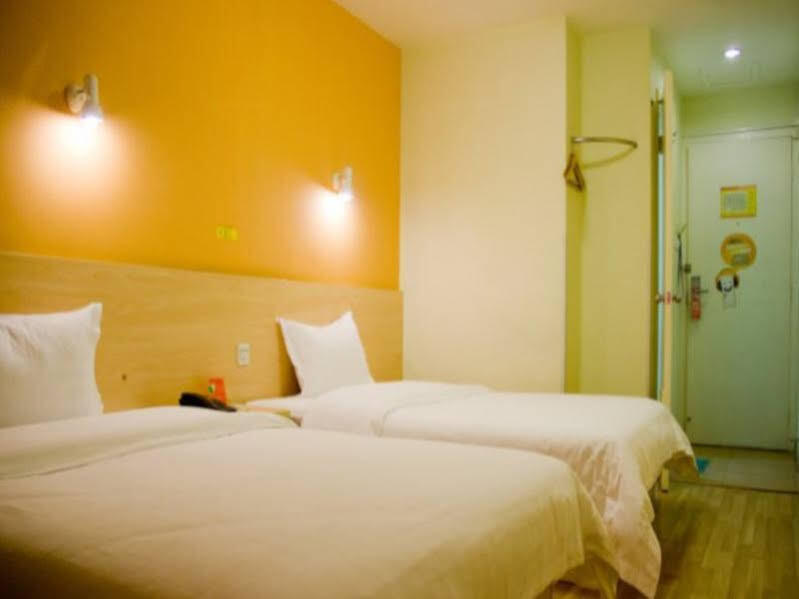 Гуанчжоу: 7Days Inn Guangzhou Tianhe Coach Station