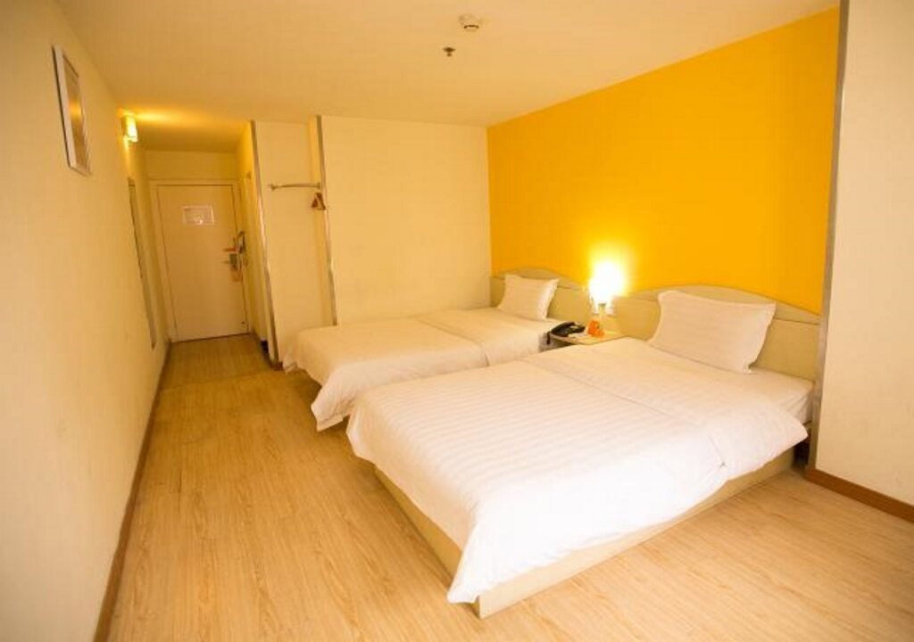 Чанша: 7 Days Inn Changsha Yinpenling Aokesi Square Branch