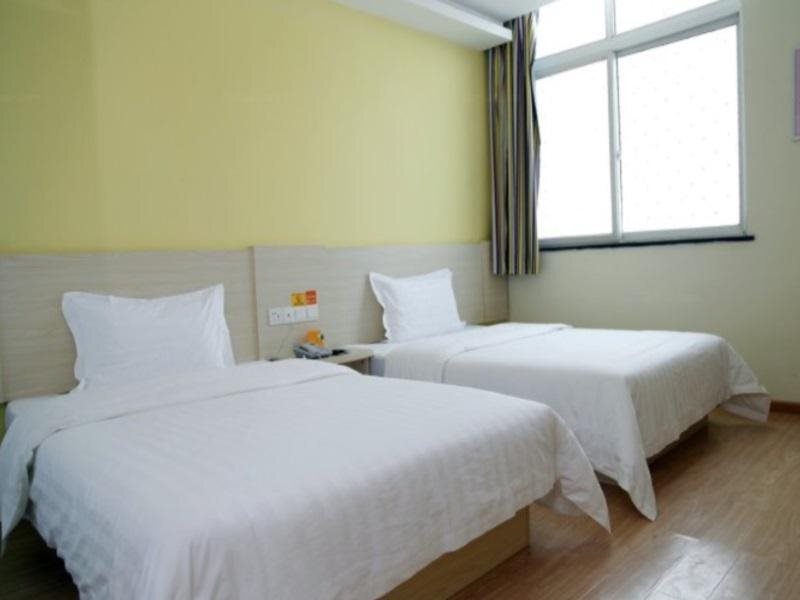 Пекин: 7 Days Inn Beijing Jiaohuachang Subway Station Xizhihe Branch