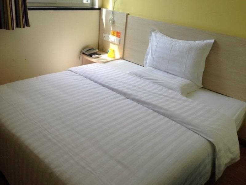 Пекин: 7 Days Inn Beijing Jiaohuachang Subway Station Xizhihe Branch