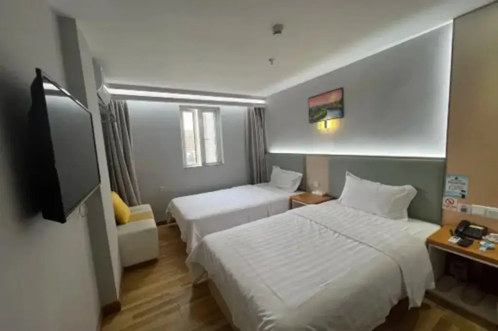 Шэньчжэнь: 7Days Inn Shenzhen Longgang Nanlian Metro Station Branch