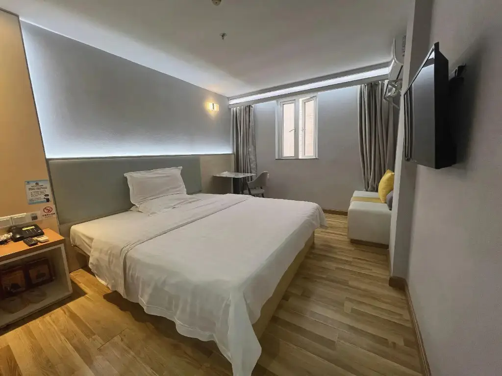Шэньчжэнь: 7Days Inn Shenzhen Longgang Nanlian Metro Station Branch