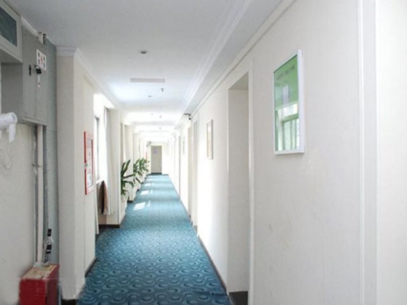 Шэньчжэнь: 7Days Inn Shenzhen Hong Ling Subway Stataion