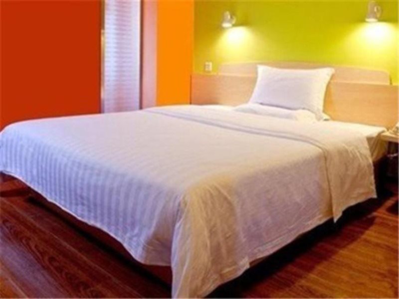 Шэньчжэнь: 7Days Inn Shenzhen Hong Ling Subway Stataion
