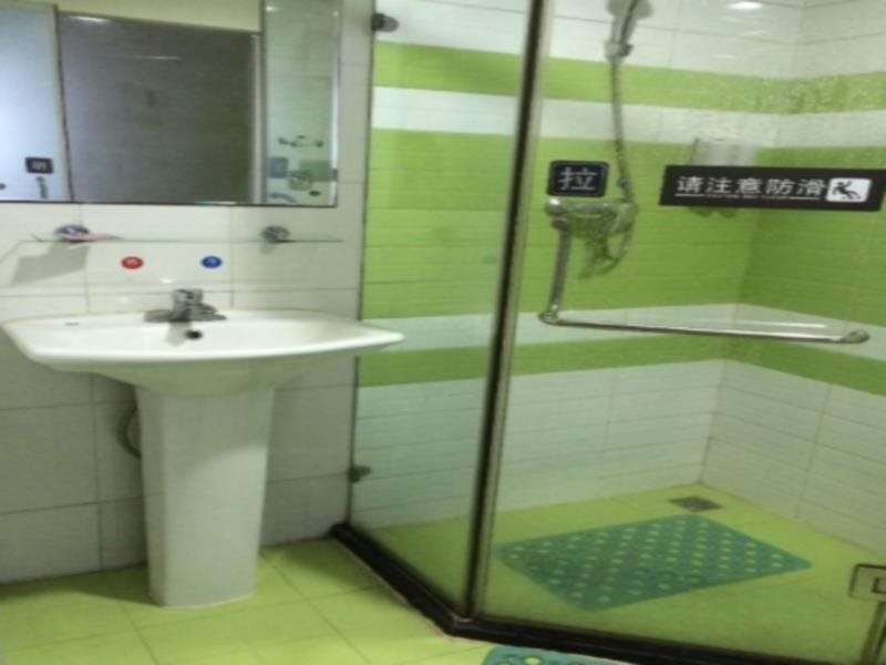 Наньчан: 7 Days Inn Nanchang Bayi Square