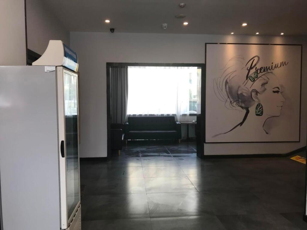 Гуйян: 7 Days Premium·Guiyang South Baoshan Road