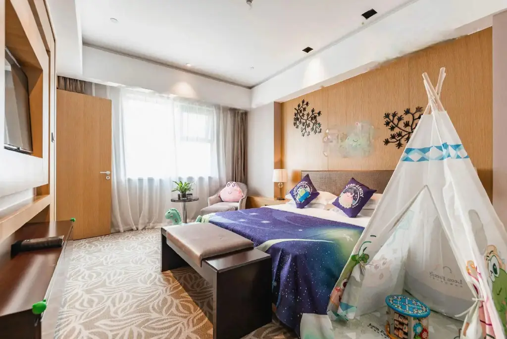 Нинбо: Ningbo East Harbour Hotel