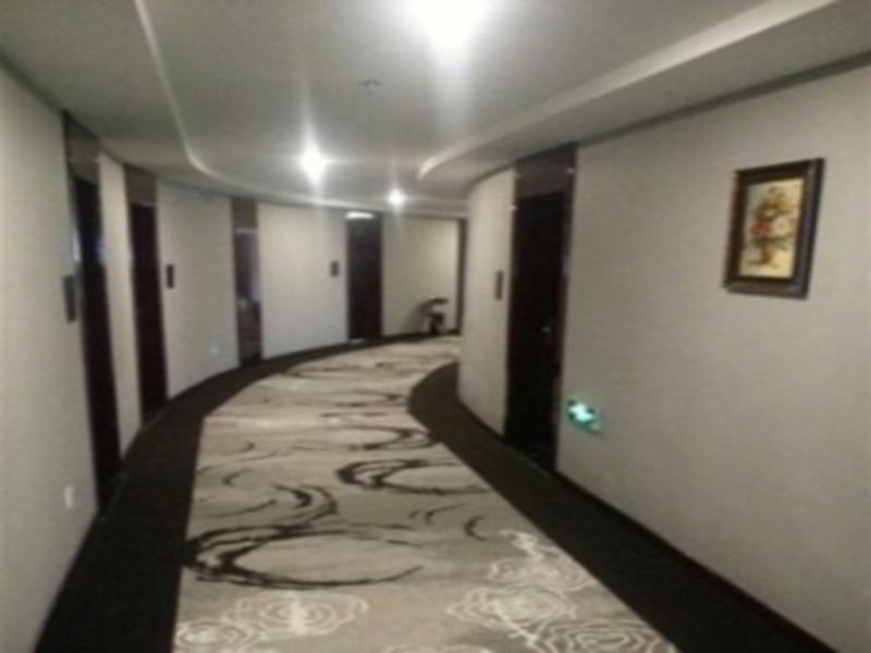 Синьсян: Xinxiang Zhongzhou Yihe Hotel