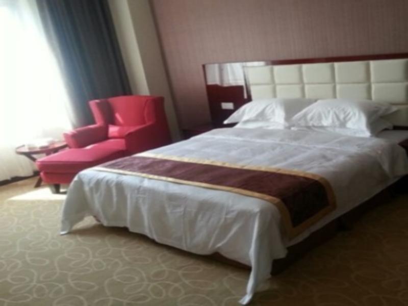 Синьсян: Xinxiang Zhongzhou Yihe Hotel