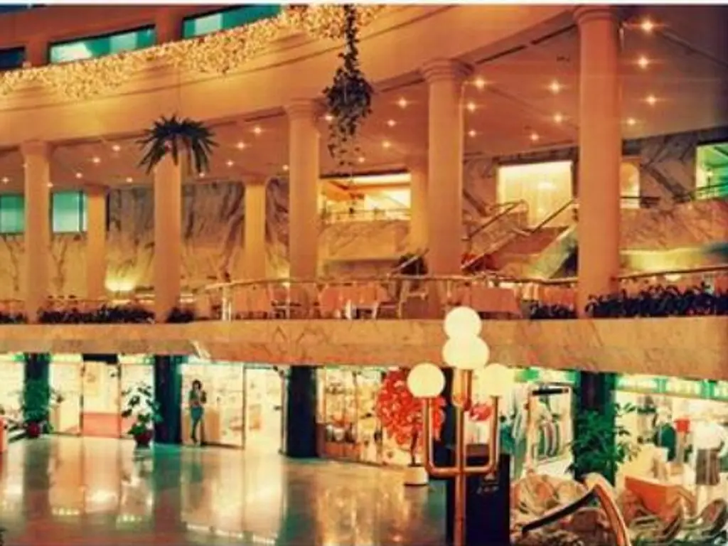 carousel image 4