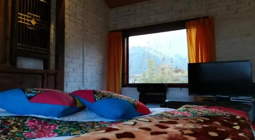 Лицзян: Lijiang Qinglu Courtyard Hotel